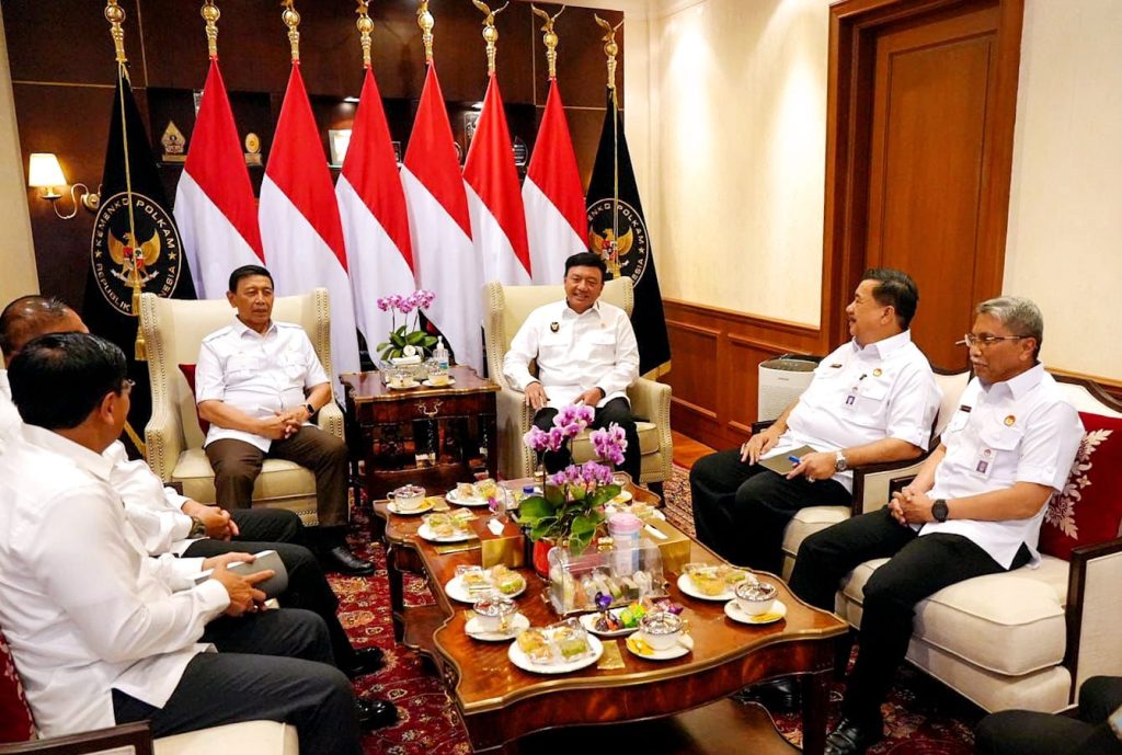 Pertemuan Menkopolhutkam dan penasehat khusus presiden bidang Menkopolhutkam